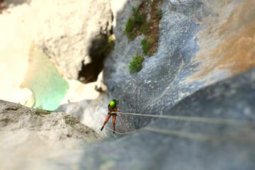 Canyoning sportif et vertical de la Ferné dans les gorges du Verdon avec ROCKSIDERS