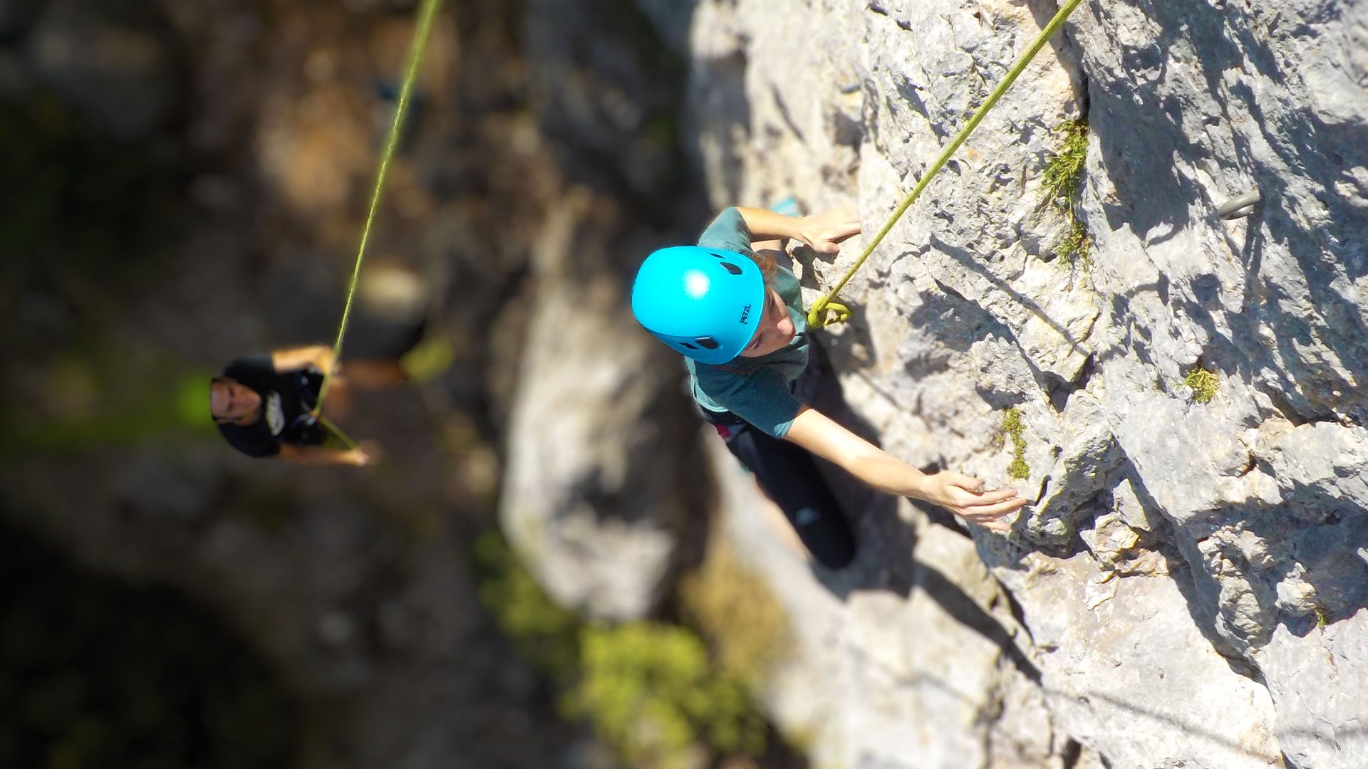 Grimper : initiation à l'escalade dans le Verdon avec ROCKSIDERS